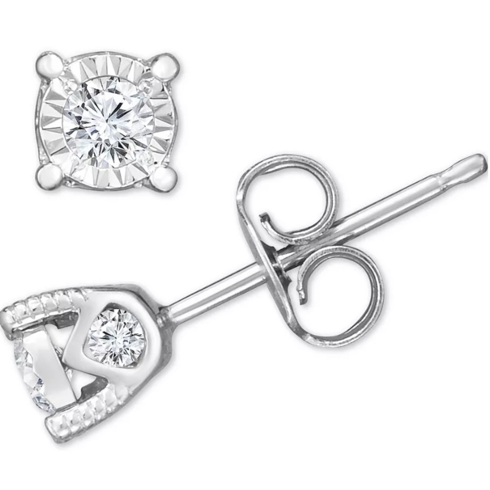 14k White Gold Diamond Stud Earrings 3/8CTTW GJ/I3 brand new box R.H. Macy & Co.